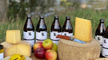 BRUNY ISLAND CHEESE & BEER CO1